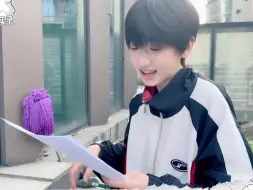 Download Video: TF家族四代【左奇函】终于看到宝宝练习rap了