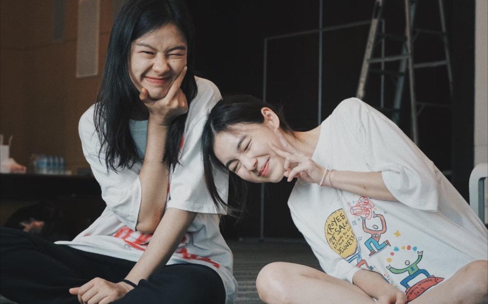 【两小无拆】【loverrukk】没人看到这么娜拉的甜妹我真的会伤心_哔哩