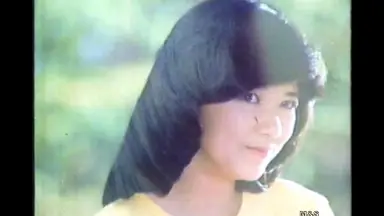 宮崎美子ネガフィルム2コマ 2025年最新】宮崎美子 激写の人気アイテム - メルカリ