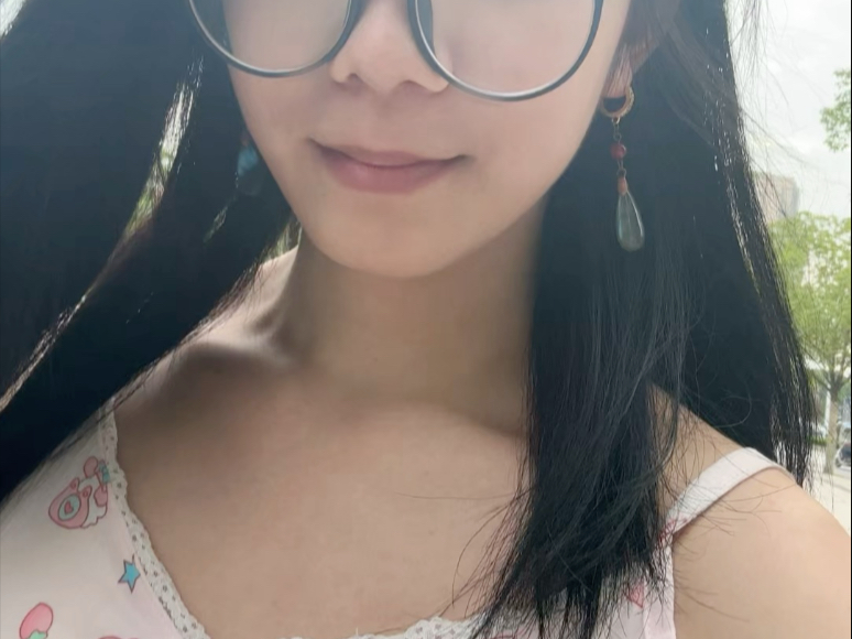 变性人妖复仇海报