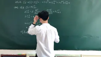 这么简单的问题我竟然想了这么久，我TM佛了自己(*☻-☻*)