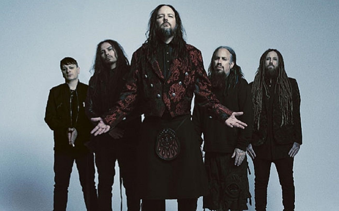 korn乐队再发火爆新歌《cold》诡异动画mv