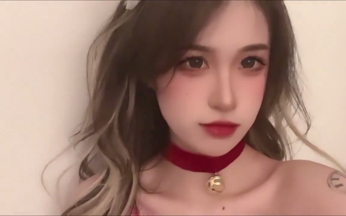 美女变装视频_哔哩哔哩_bilibili