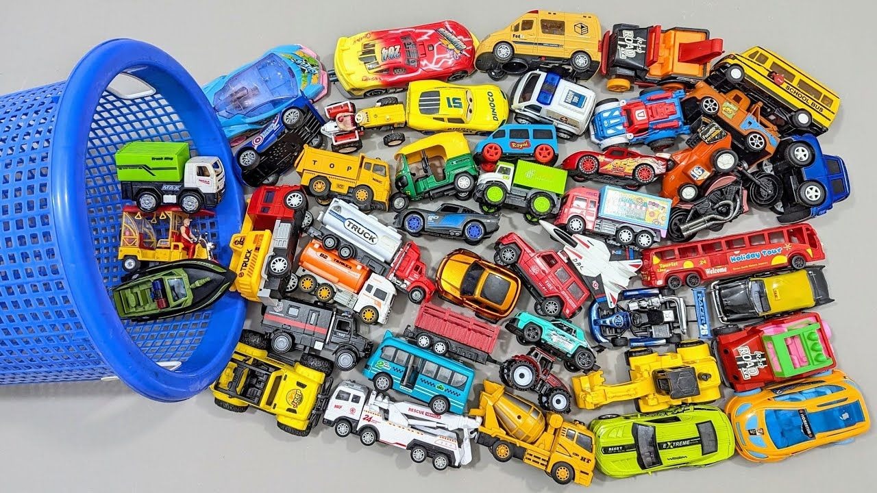 各种迷你形状的玩具车