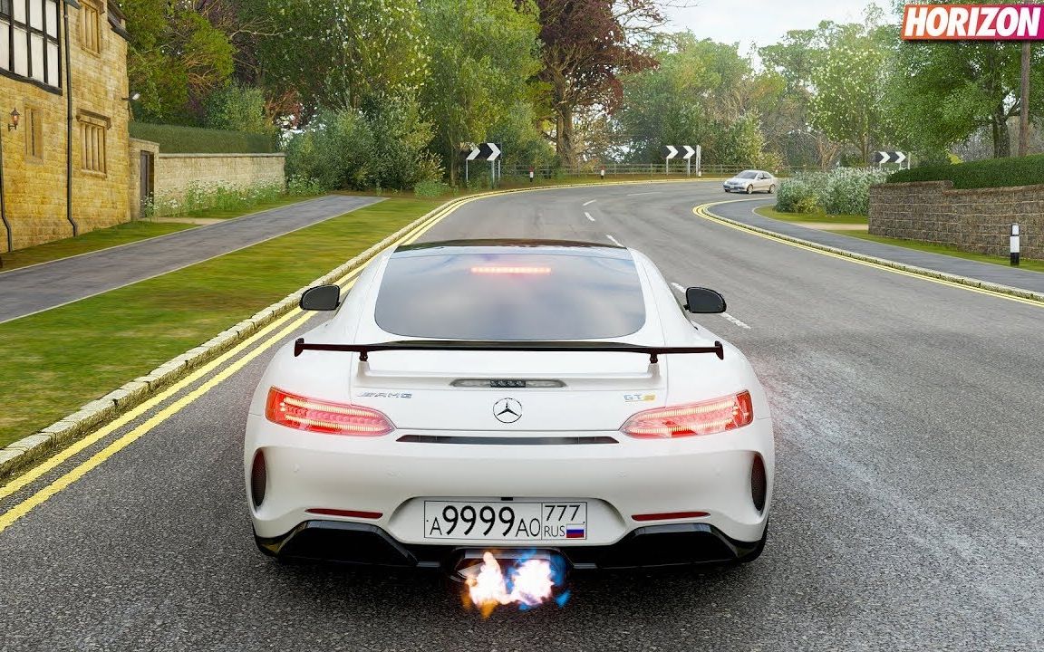 地平线4梅赛德斯奔驰amggtr试驾