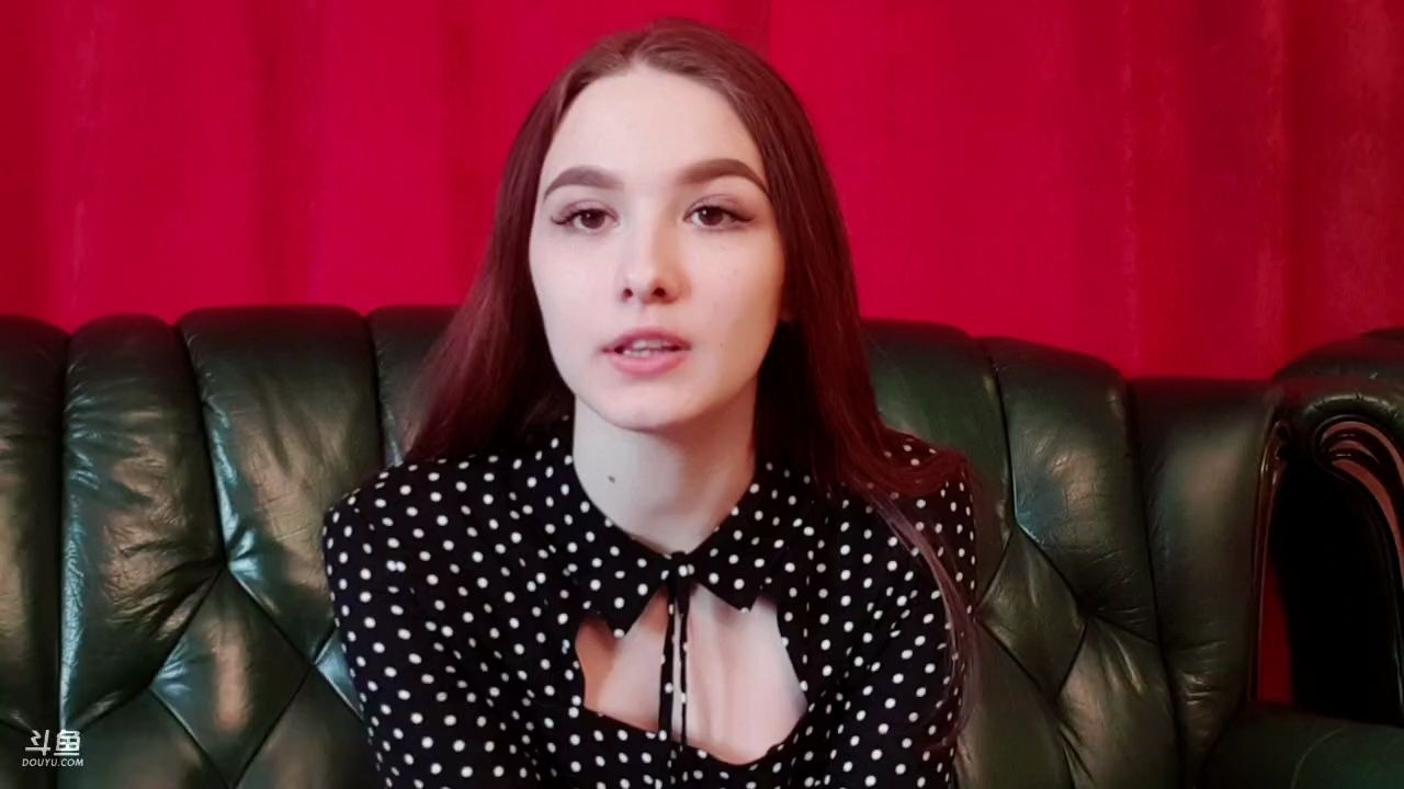 斗鱼俄罗斯异国风情主播美女舞蹈2.