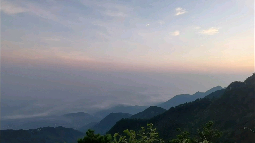 [图]登庐山日出