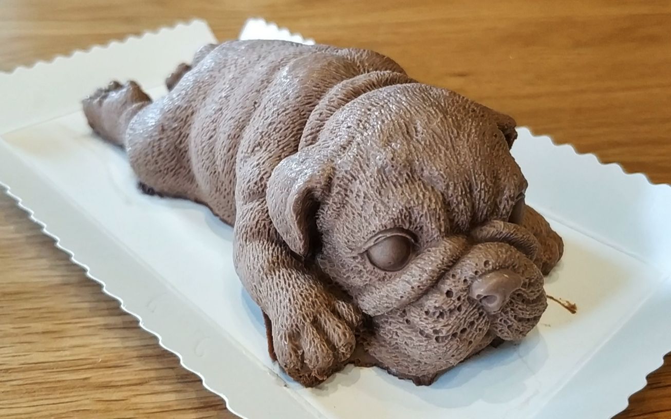 最近非常火爆的网红小奶狗28元一只拿到的一刻有点舍不得吃了