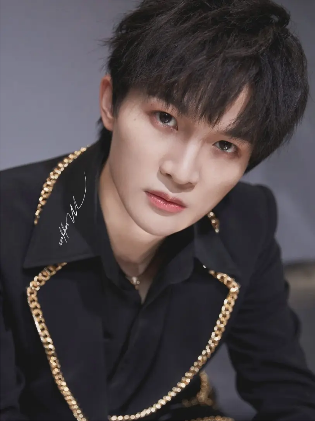 在国外砸场子的中国歌手,周深一首《大鱼》,引得韩国人不停尖叫