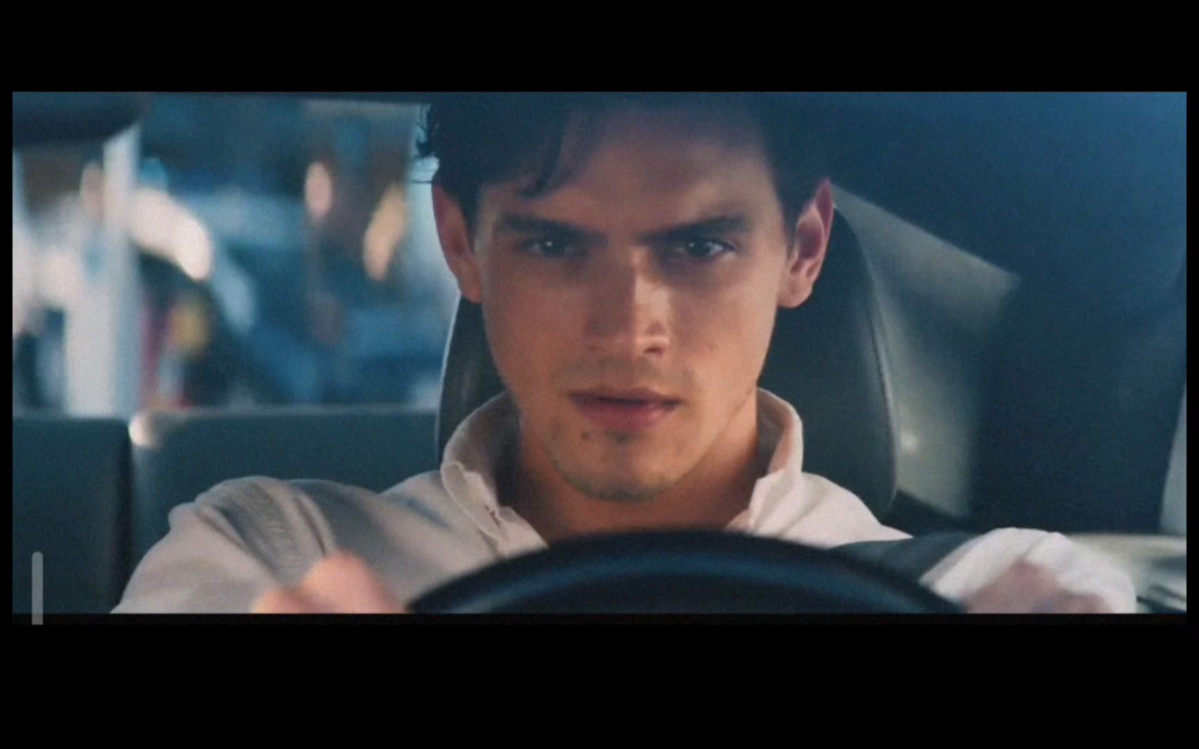 超帅的赛车片段!/西班牙电影《我的错误》