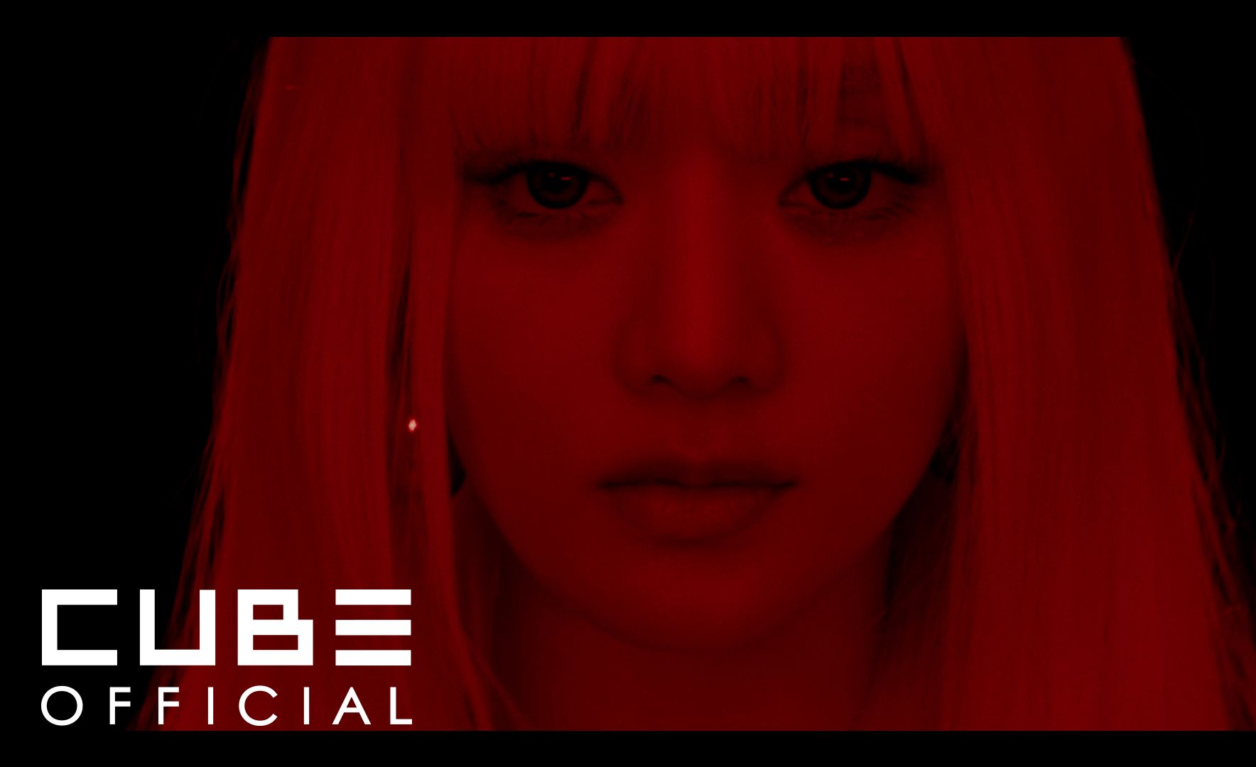 [图]【MINNIE】-'Blind Eyes Red' Official Music Video