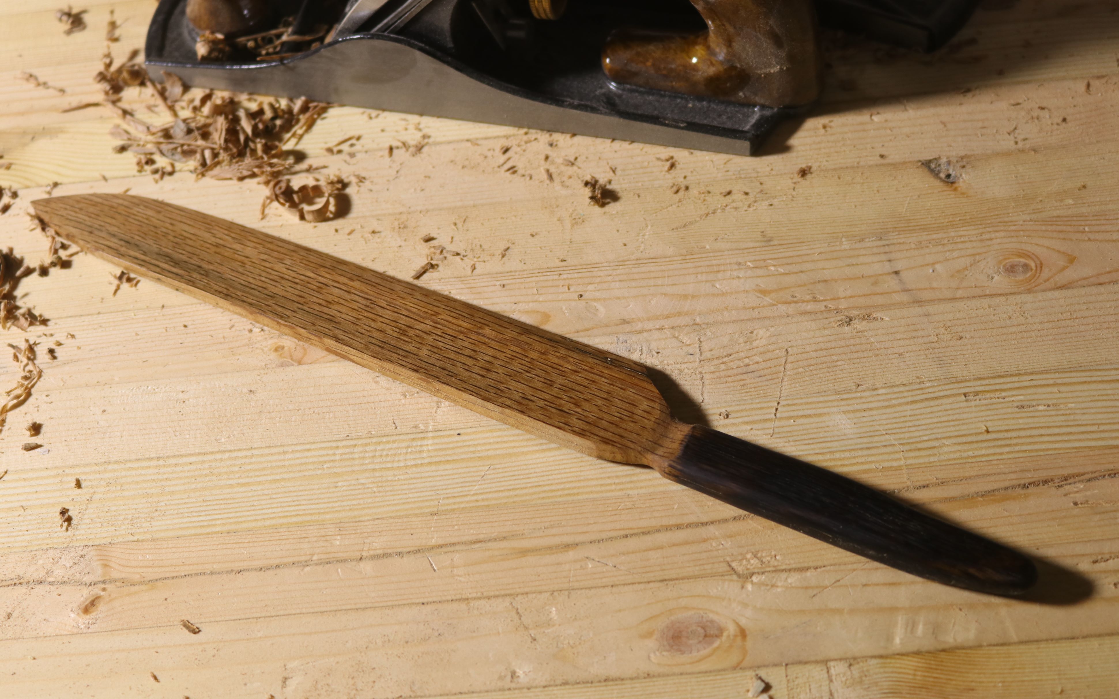 【木工】拆了家里的老门板,用门板做了把木头刀