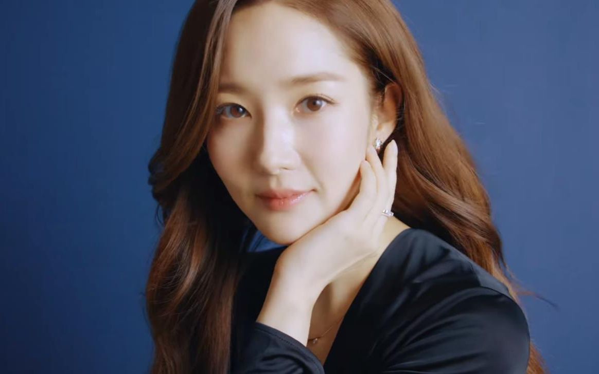 【韩国广告】秀雅韩 真生精华广告-朴敏英