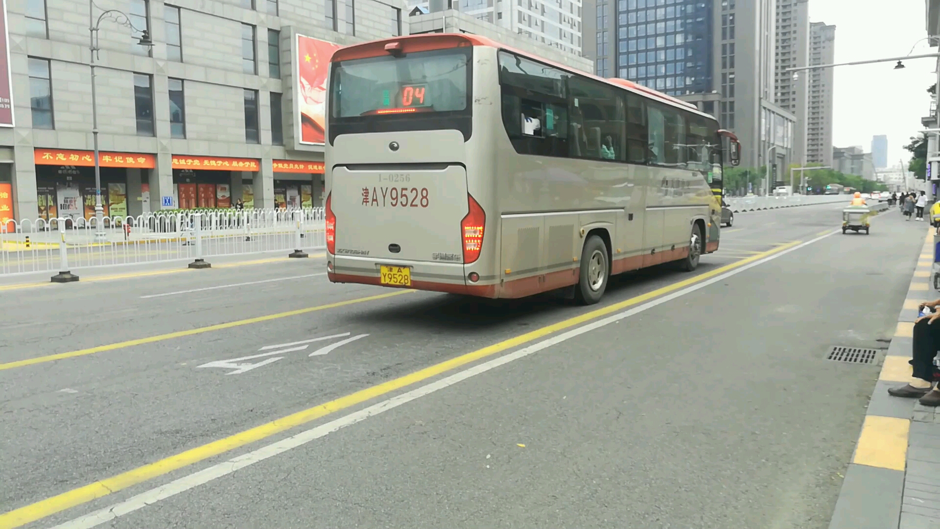 天津公交804路快线老车