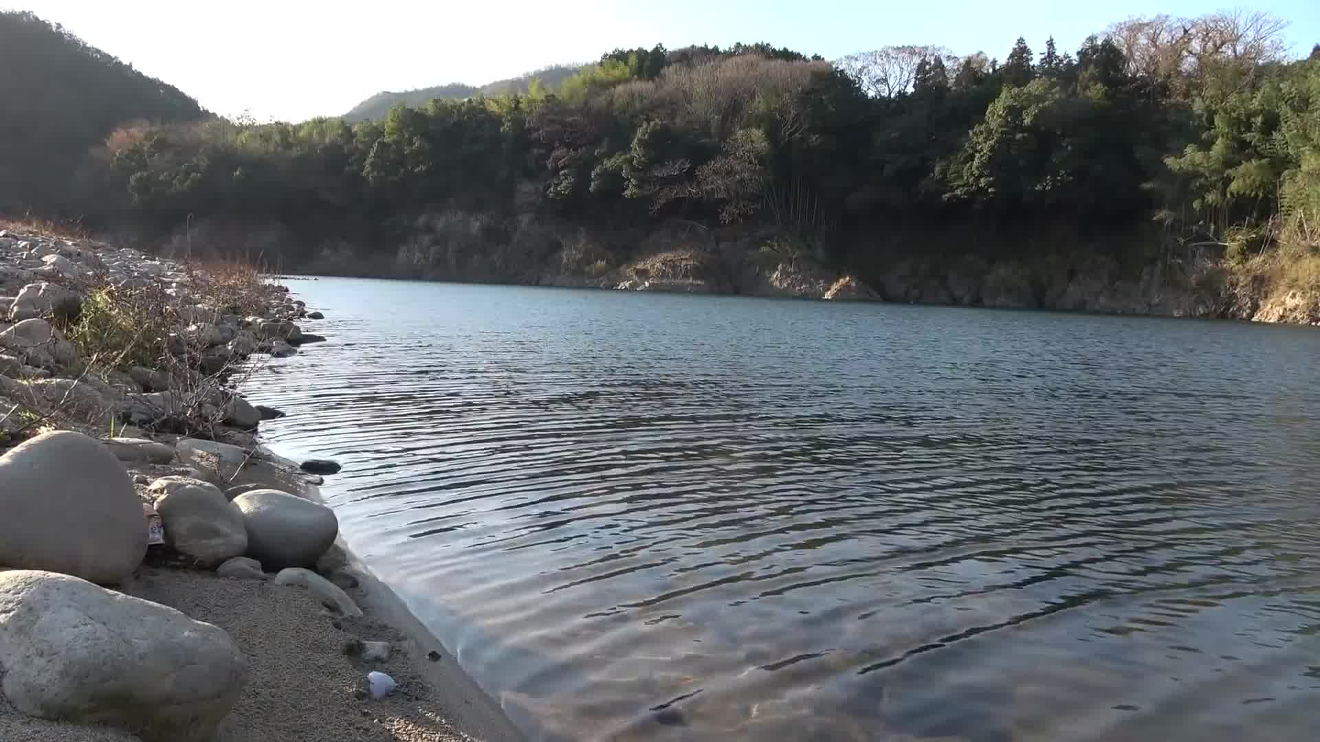 [图]日本露营小哥：在冬天的河岸上一个人野营（前篇）