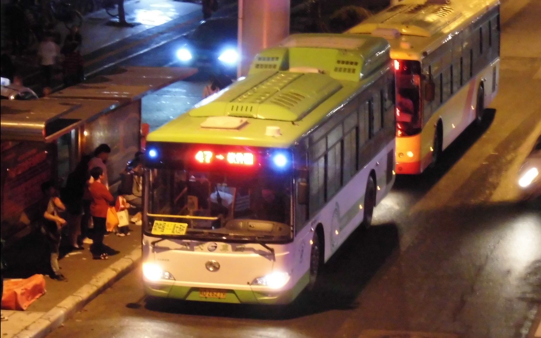 厦门47路夜景风光前档pov厦大西村软件园东南交通