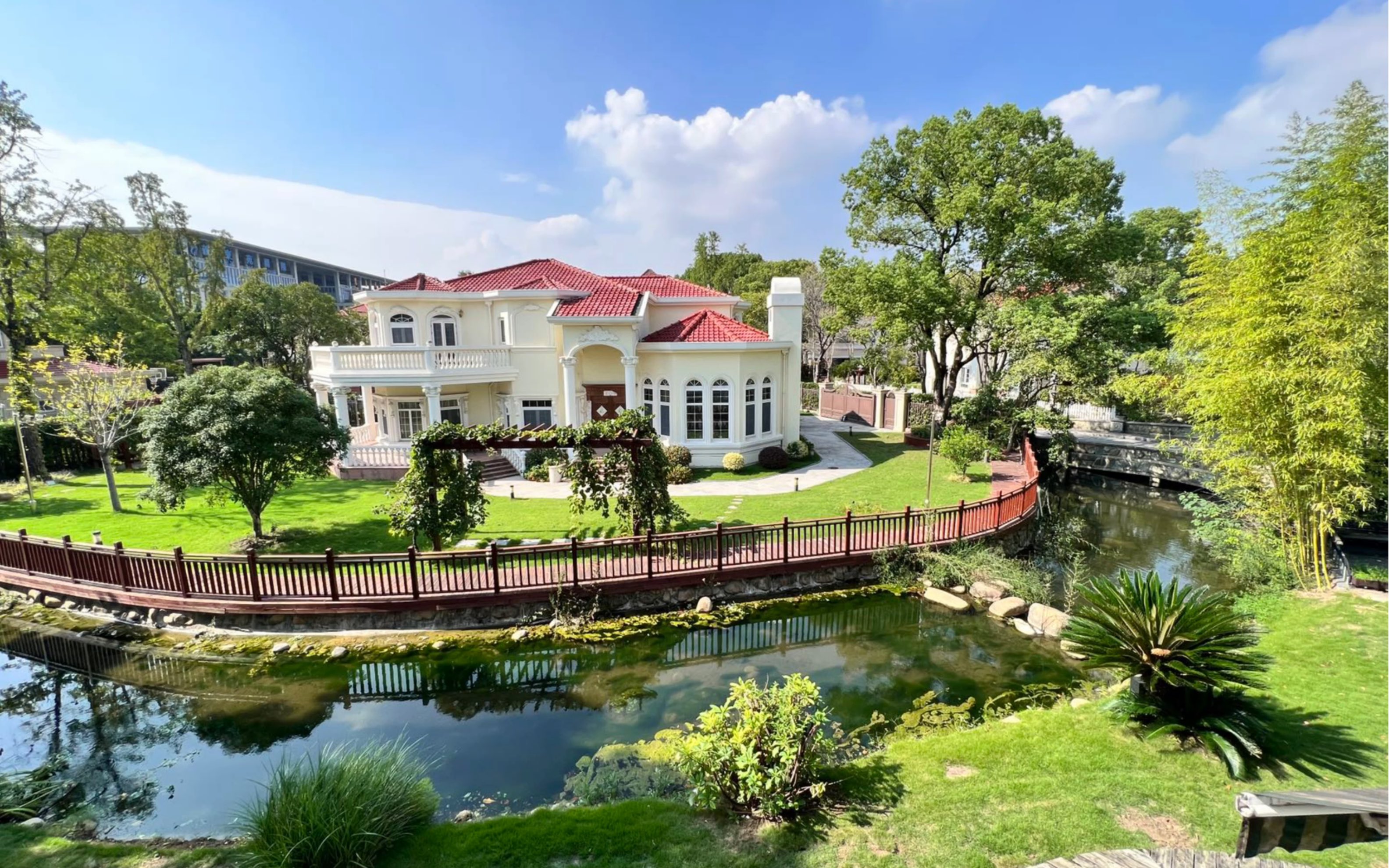 十大豪宅之一西郊庄园,建面515.