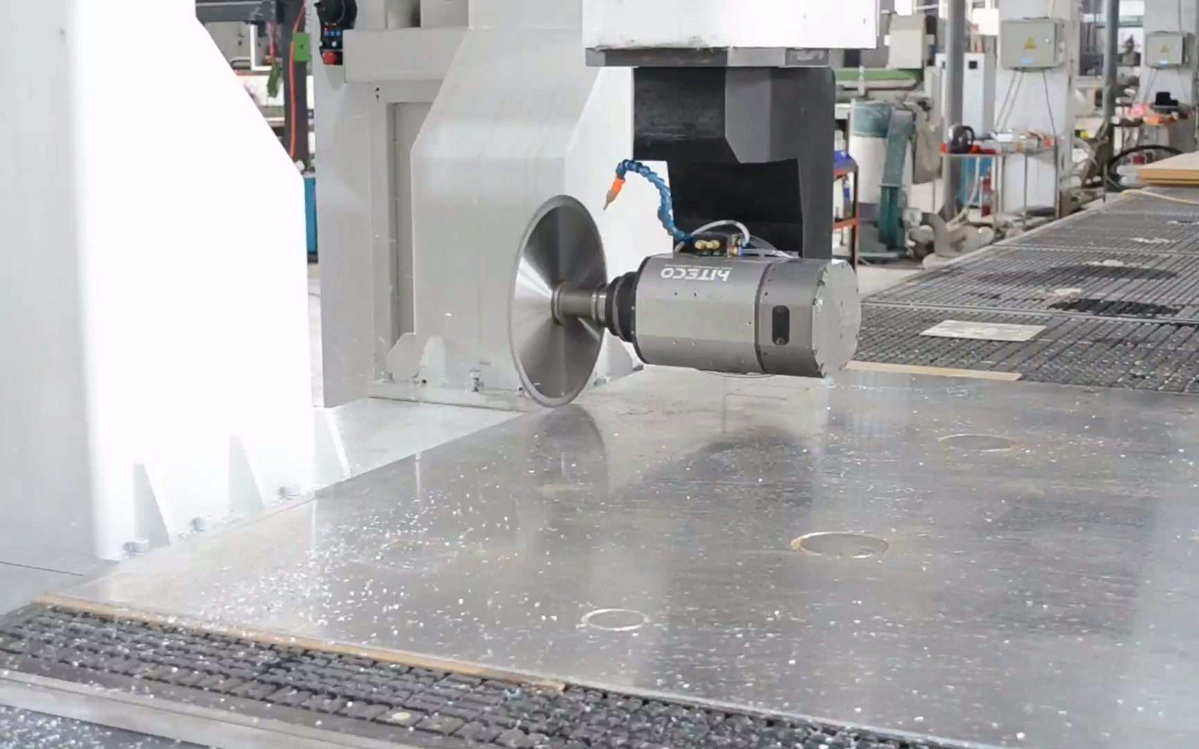 铝板五轴锯切加工中心大幅面五轴联动加工中心切割钢板视频