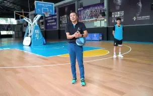 Tải video: 实战篮球教学：一招教你破解1v1紧逼防守