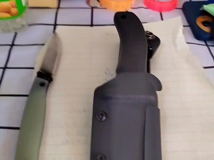 新入手百浓仿的疯狗蟾蜍,短小精悍,就是鞘有点紧