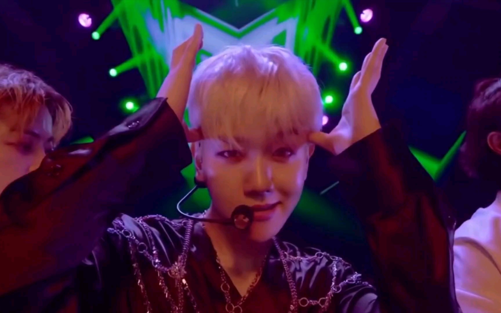 边伯贤solo演唱会高光时刻确定不进来看看吗