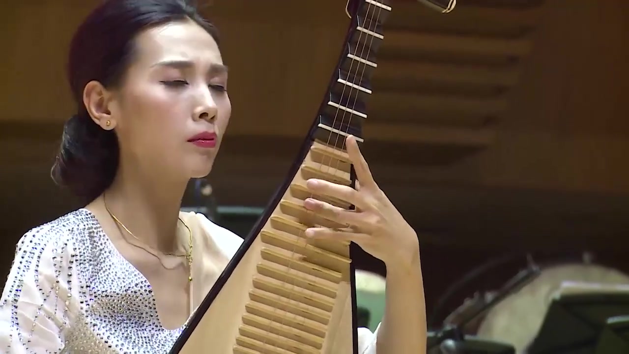 中央民族乐团潮州音乐柳青娘丨69琵琶演奏董晓琳丨笛子演奏王次恒