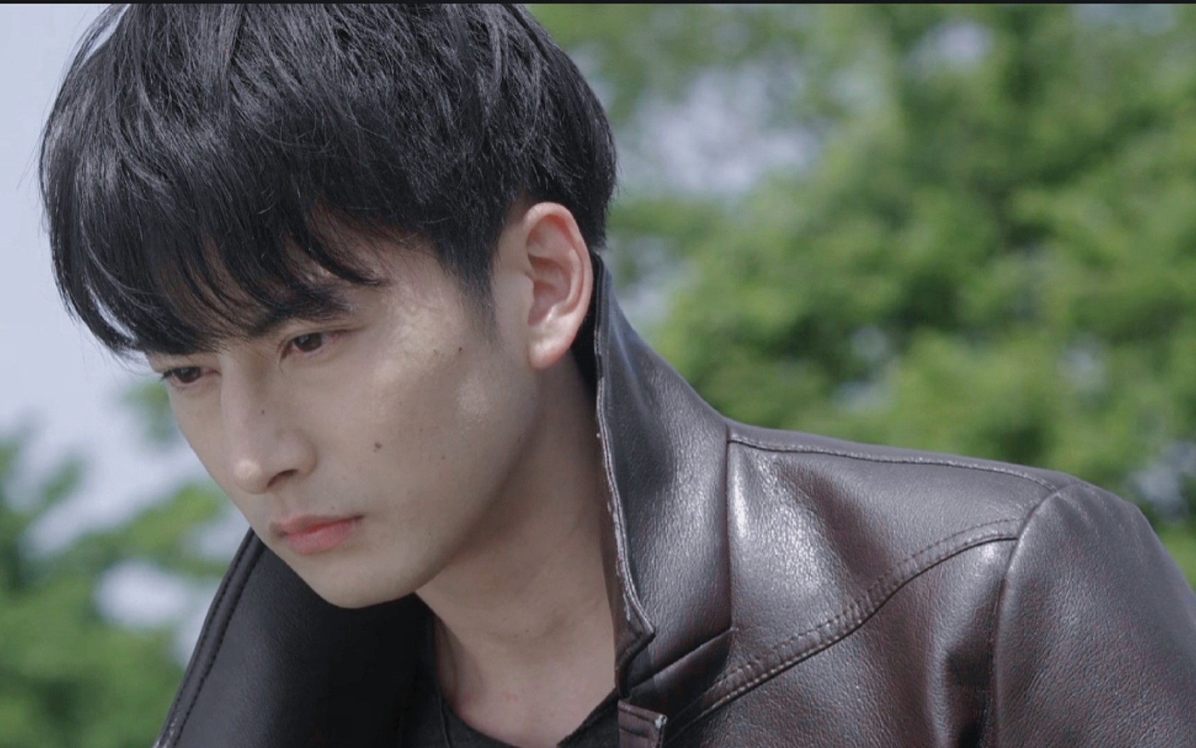 点击查看屑环o-50选的帅哥打工人|红凯·微凯伽|颜向?