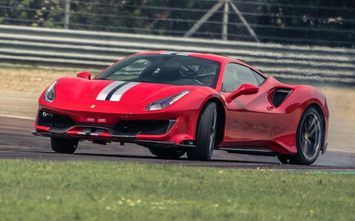 猴子哥chrisharris試駕法拉利最強v8720hp488pistatopgear雜誌社chris