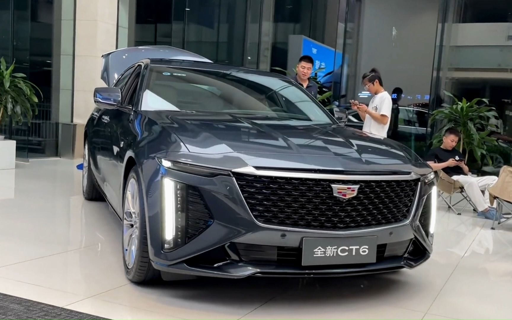 2023款凯迪拉克ct6落地价参考,33英寸曲面大屏 10at,家用真的香