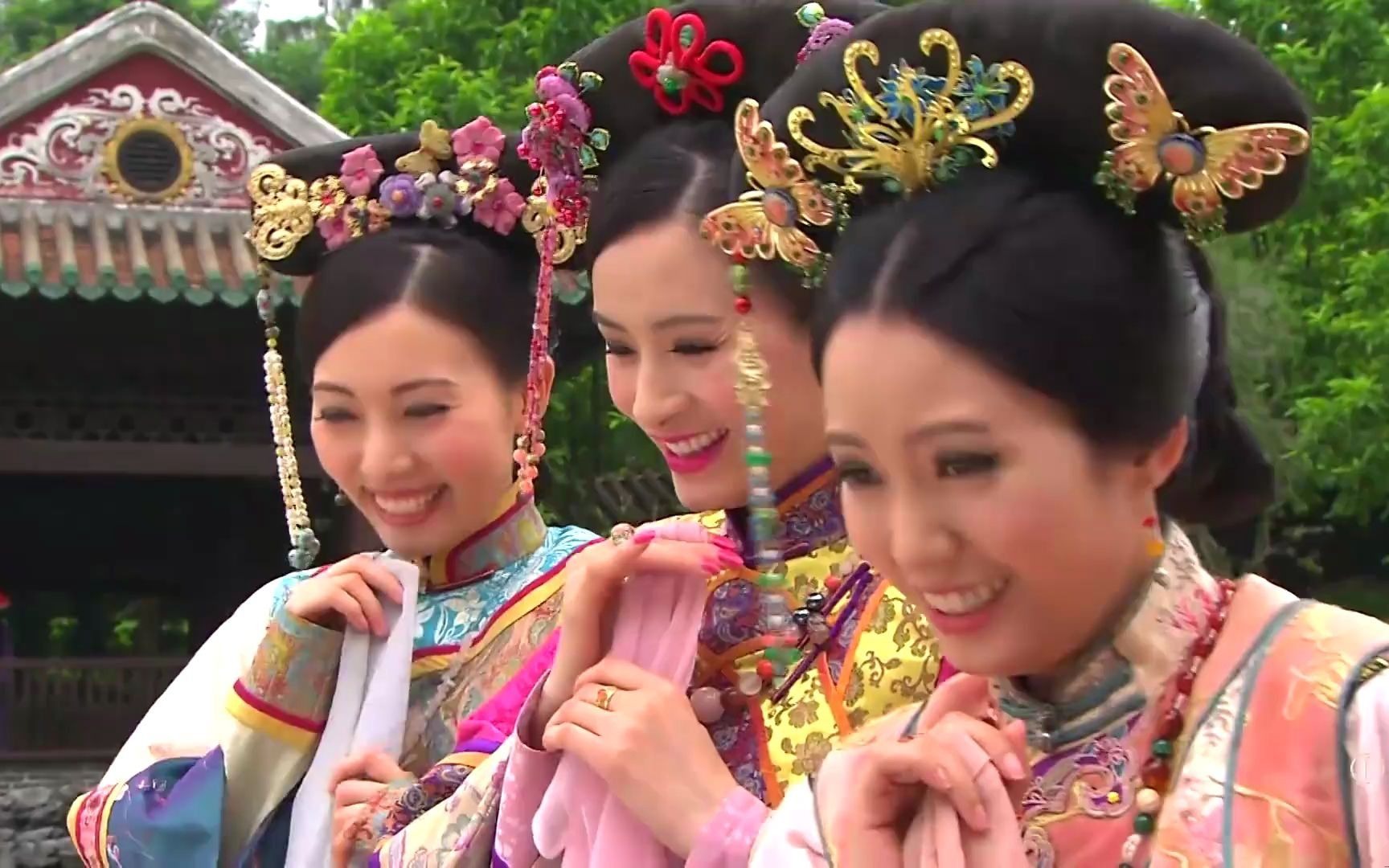 万凰之王:皇上要晋升怀孕妃嫔,全部升级成贵妃,伊兰气坏了