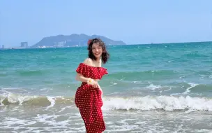 Download Video: 【城子】在三亚的海边跳Alcohol free啦～