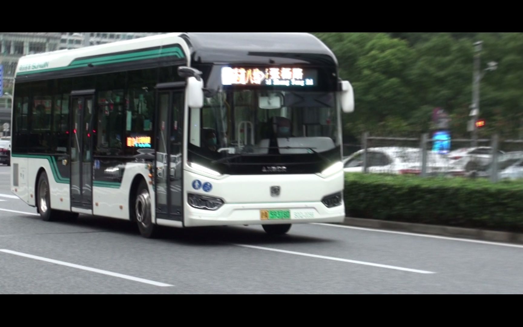 上海公交 巴士四公司 隧道八线 s0q-0056