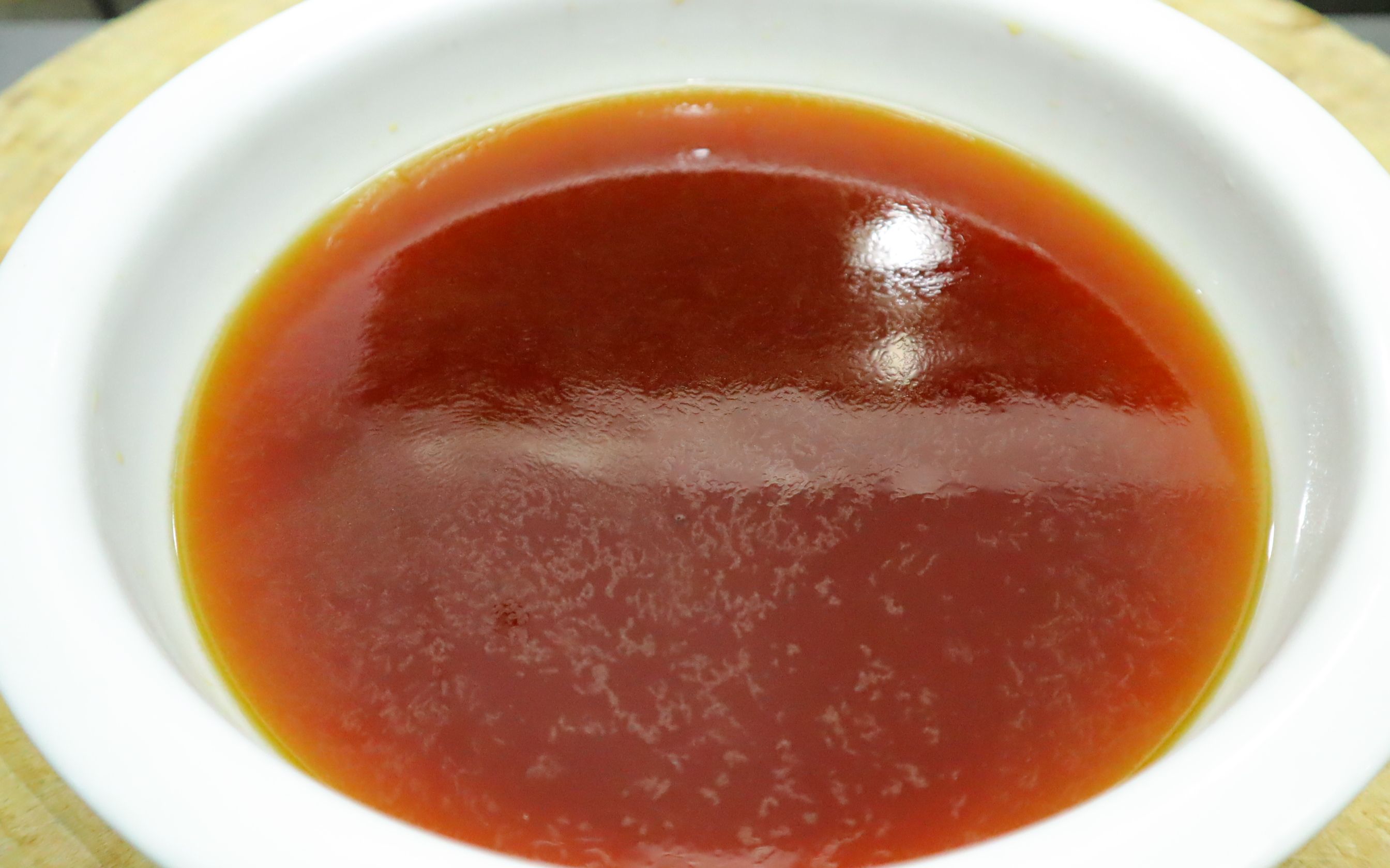 炒糖色到底用白糖还是冰糖,炒出来有什么区别?看完视频你就懂了