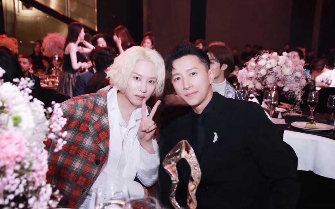 时尚cosmo盛典韩庚金希澈cut庚澈cut是我爱的庚澈啊