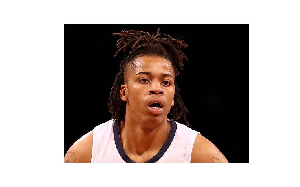 nba2kol2 真正平民白边ncaa的超级封盖王—德永塔·戴维斯【臭鱼烂虾