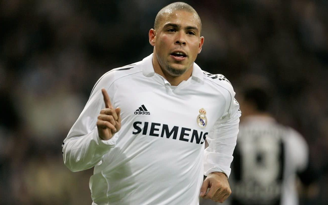 罗纳尔多皇马时期技巧集锦 征战西甲如开虐菜模式