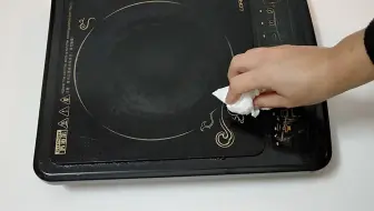 会爆炸！家里有电磁炉的都看看，千万不能这么做，非常危险！