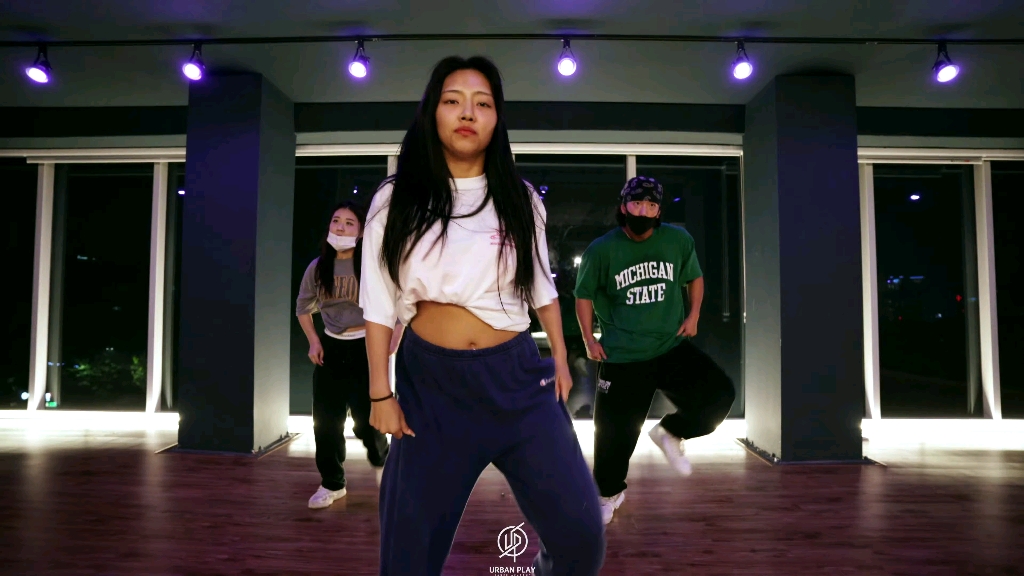 [图]Pookie - Aya Nakamura _编舞师 Moana (E JO客串)Choreography _ Urban Play dance Academy