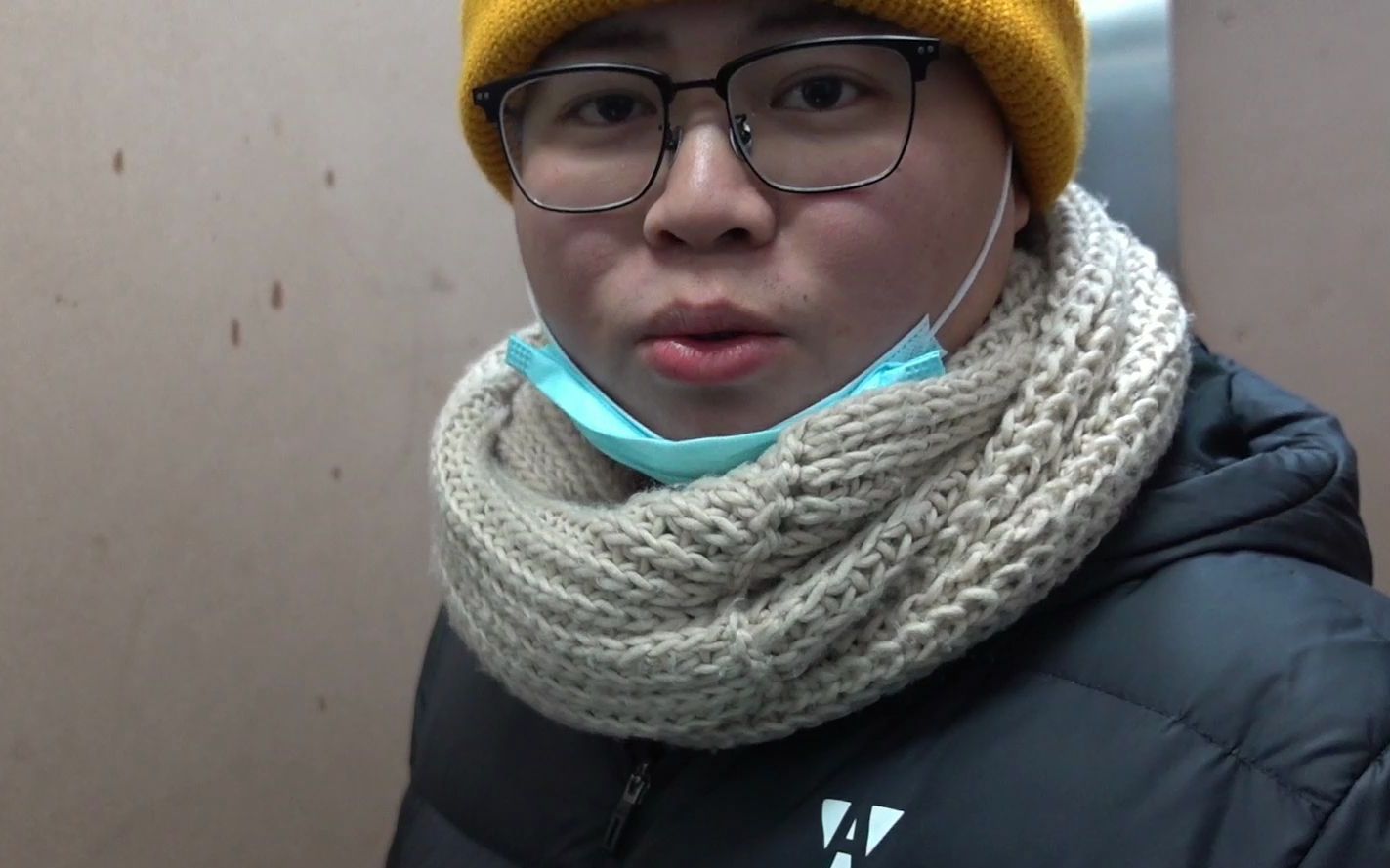 【小琪哥】送一支羊奶,一元一支,我们送了4小时