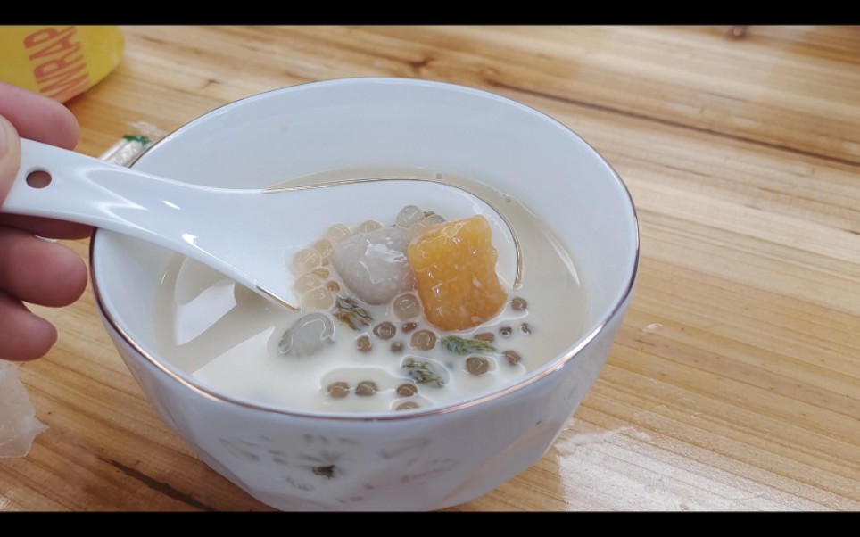 第一次做成功的芋圆西米奶茶,小朋友功不可没