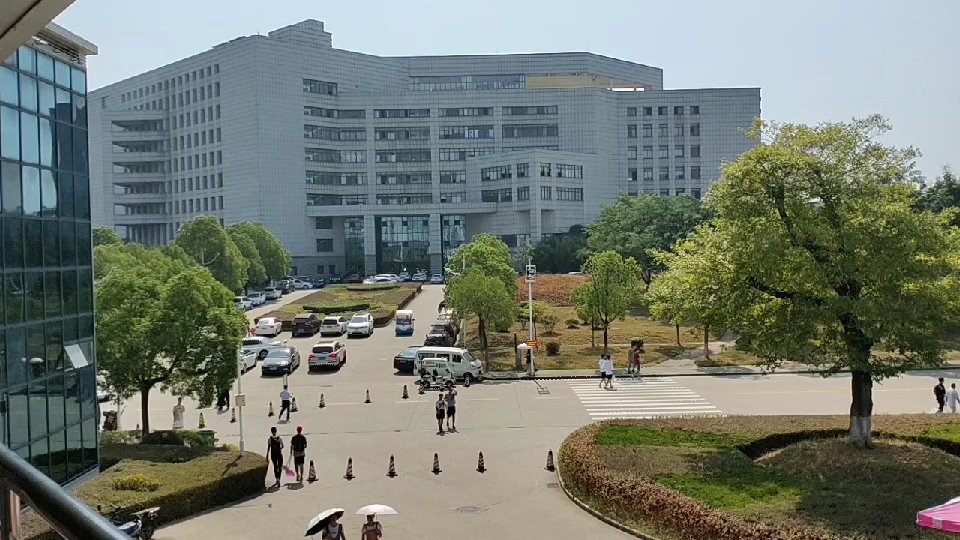 武纺大学阳光校区图片