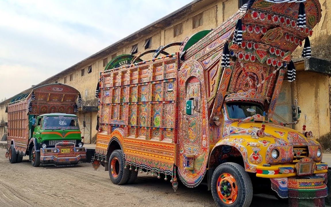 好精美的大卡车,你们知道是干什么用的吗?巴基斯坦