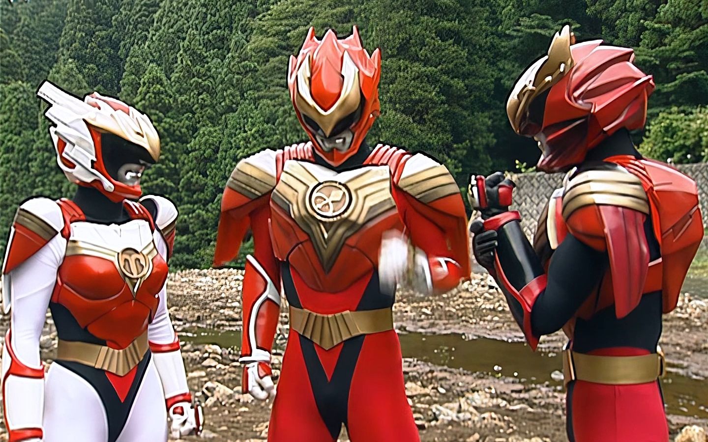 狮堂剑觉醒成为狮子赛沙 火之种族集结启动火鸟星神迦楼罗