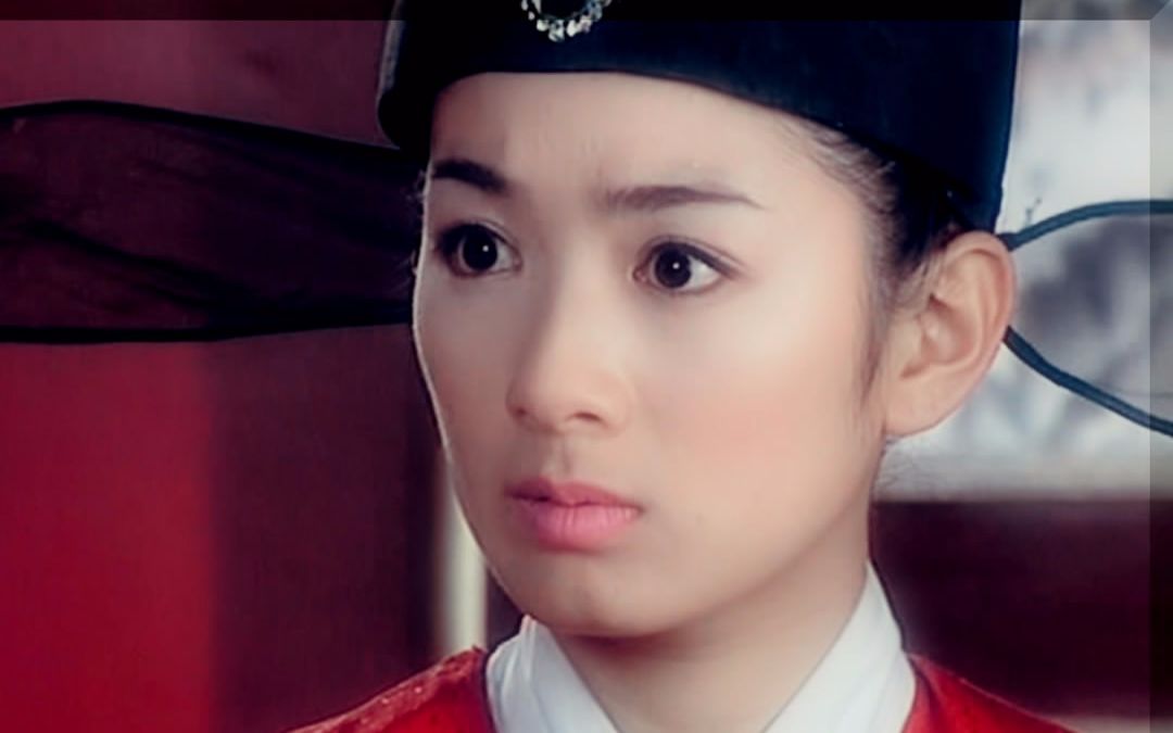 新女驸马冯素贞冯绍民个人向mv惊鸿一面