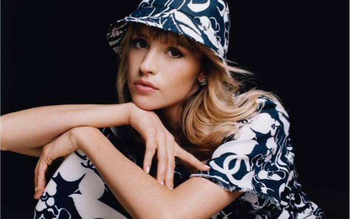 法语天使歌手angèle翻唱布兰妮热门baby hit me one more time-_哔哩