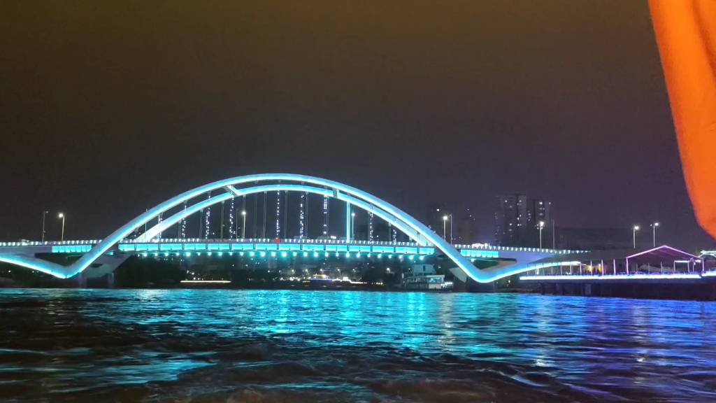 [图]夜拍:兰州黄河风景线