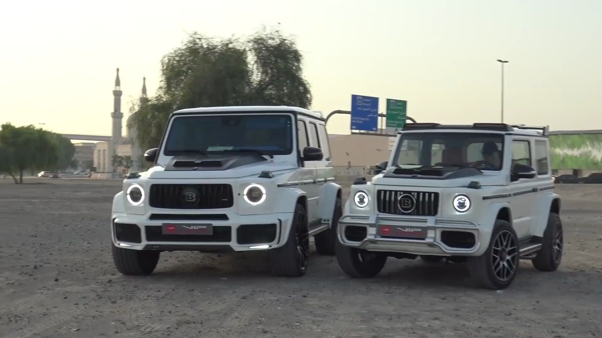 迪拜姐体验Mini版G800,基于铃木Jimny打造,换装Brabus套件(Supercar Blondie)哔哩哔哩bilibili