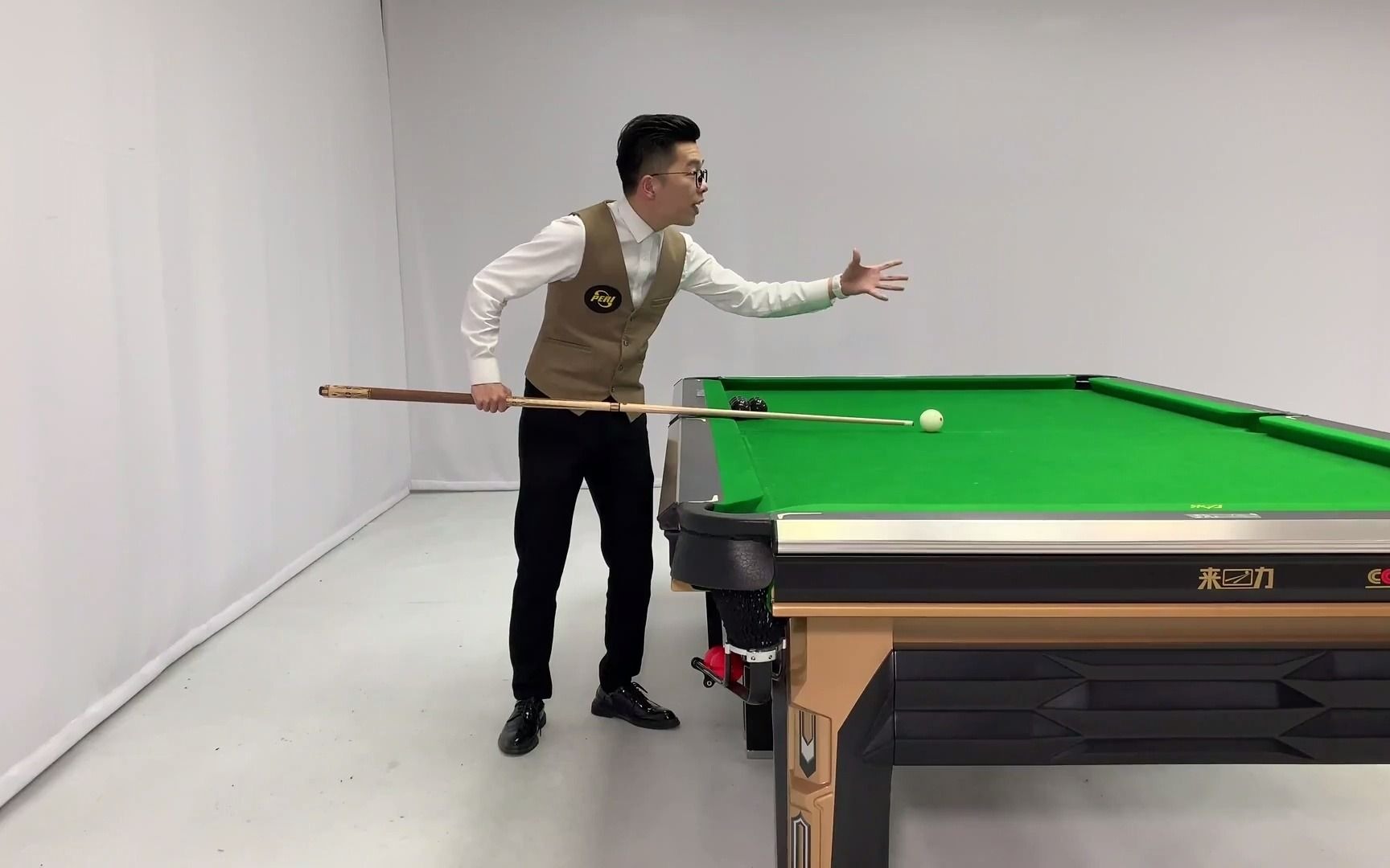 王孟南台球30天速成班1080p完结35高清课06第三天初级瞄准击球节奏