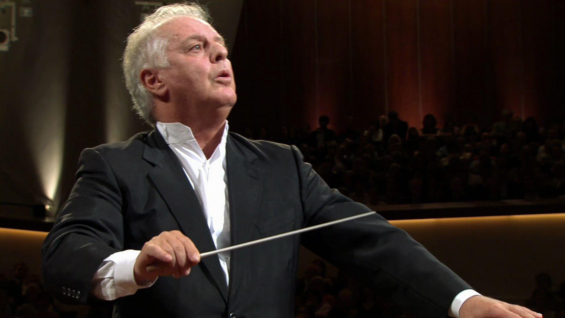 巴伦勃依姆west-eastern divan orchestra – beethoven: leonore