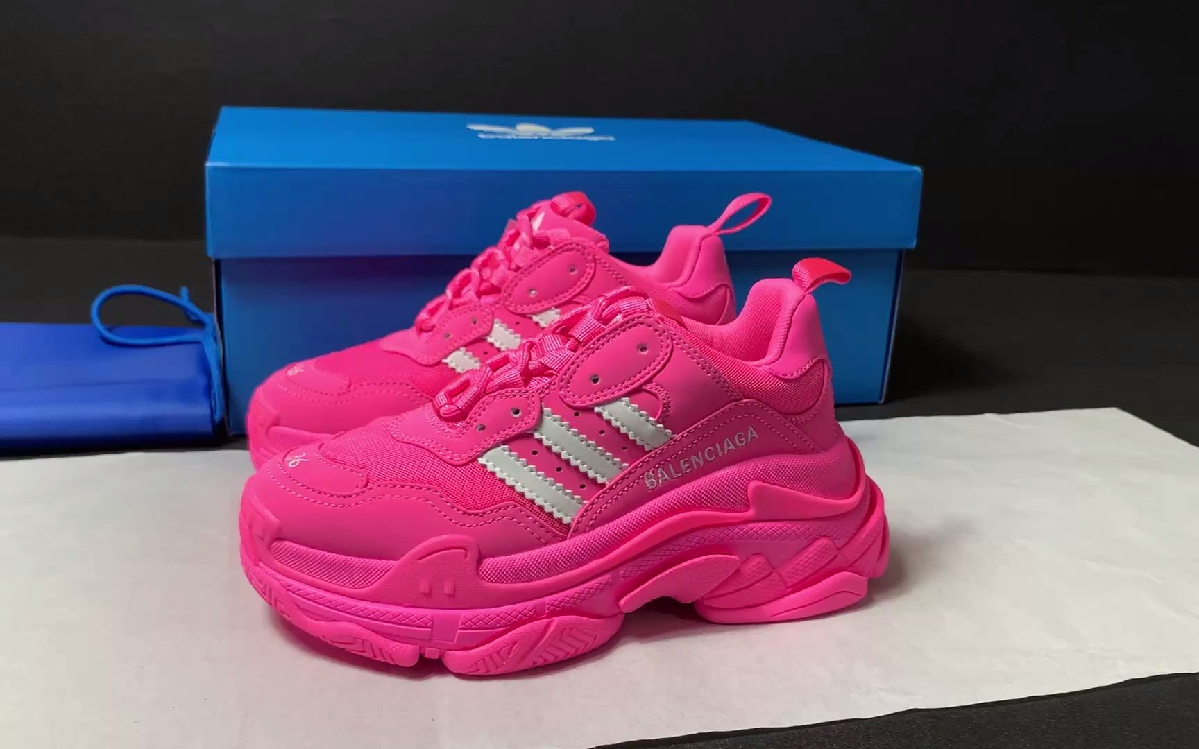 2023新品 巴黎世家/balenciaga 巴黎世家三代 粉色 triple s 做旧厚底